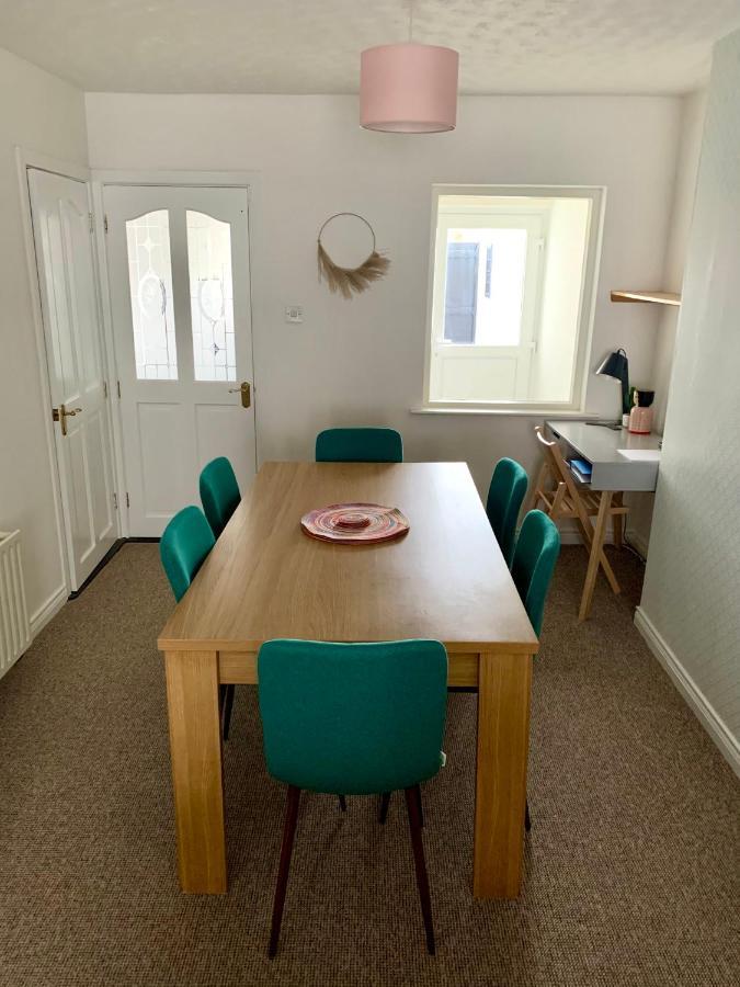 La Brisa-Fully Refurbished, Perfect Local Villa Portrush Buitenkant foto
